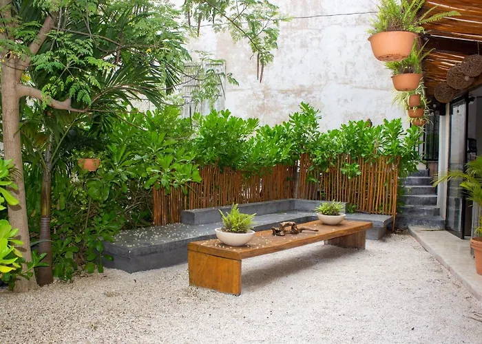 Caribbean Paradise & - 5th Avenue Hotel