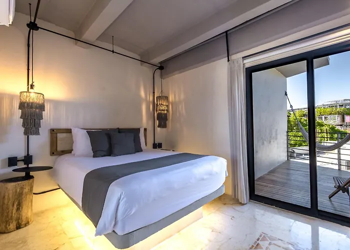 Caribbean Paradise & - 5th Avenue Hotel Playa del Carmen