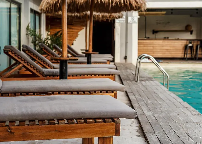 Caribbean Paradise & - 5th Avenue