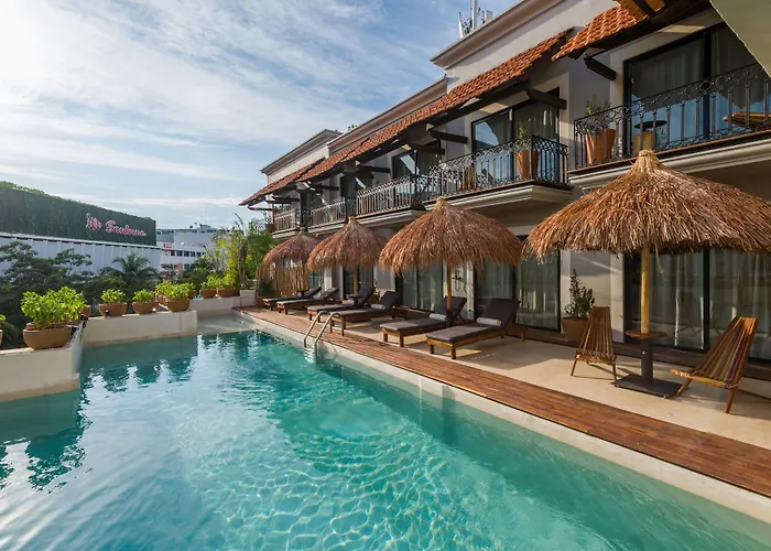 Caribbean Paradise & - 5th Avenue Hotel