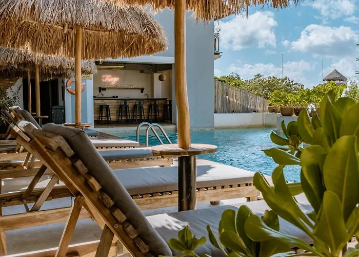 Caribbean Paradise & - 5th Avenue Hotel 4*